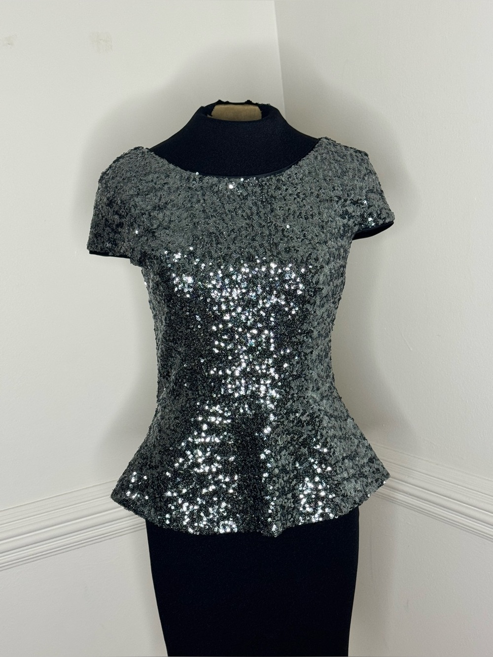 Gianni Bini Silver, Black, Turquoise Sequin Peplum Top